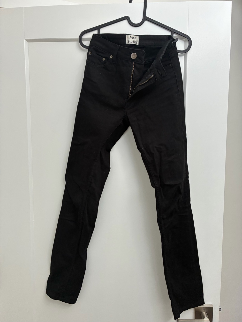 Acne Black Straight Leg Stretch Jeans 26 (32 Length)